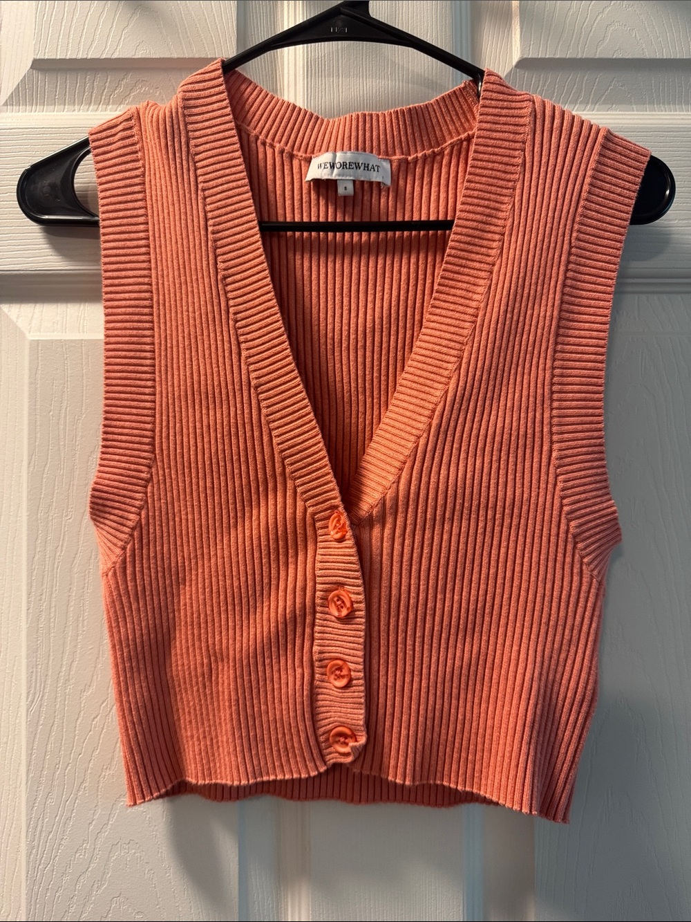 WEWOREWHAT Ribbed Button-Front V-Neck Crop Sweater Vest in Coral